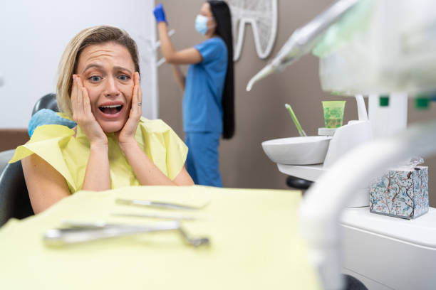Best Cracked Tooth Emergency Dentist  in Sunset Hills, MO